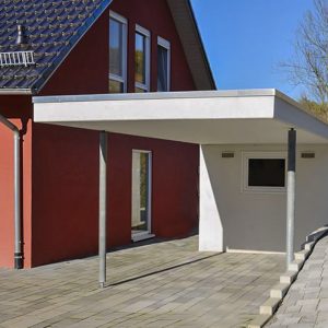 Carport mit Mehrzweckraum